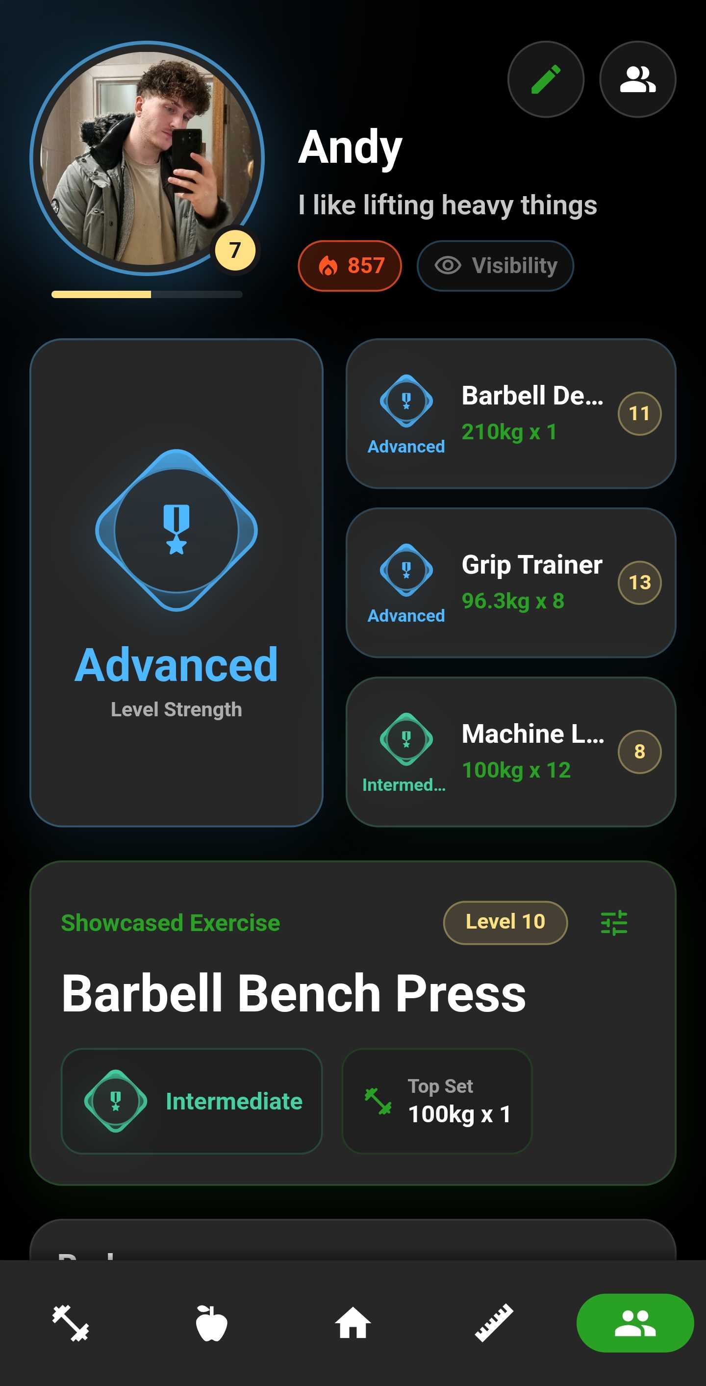 User profile showing social links, achievements and exercise rankings